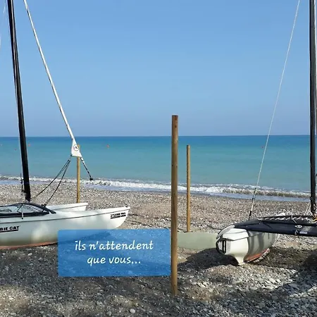 Apartment Spacious Contemporary